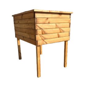 Planter on legs - 91.5cm Length x 63cm Width x 91.5cm High